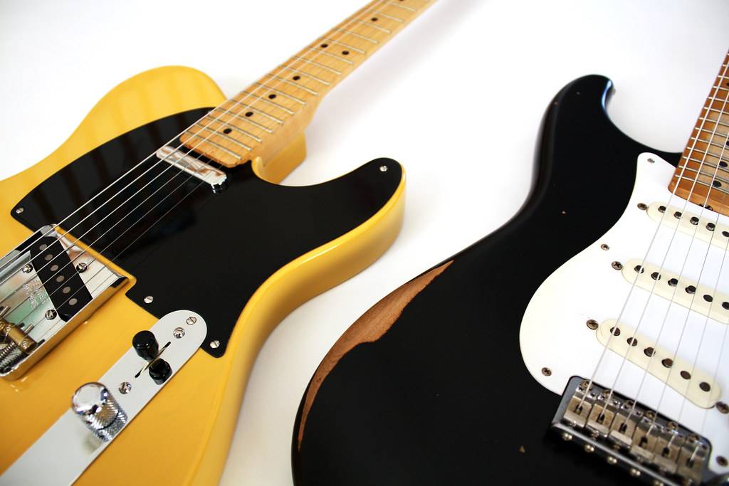 Fender Stratocaster vs Telecaster. The Blogging Musician @ adamharkus.com
