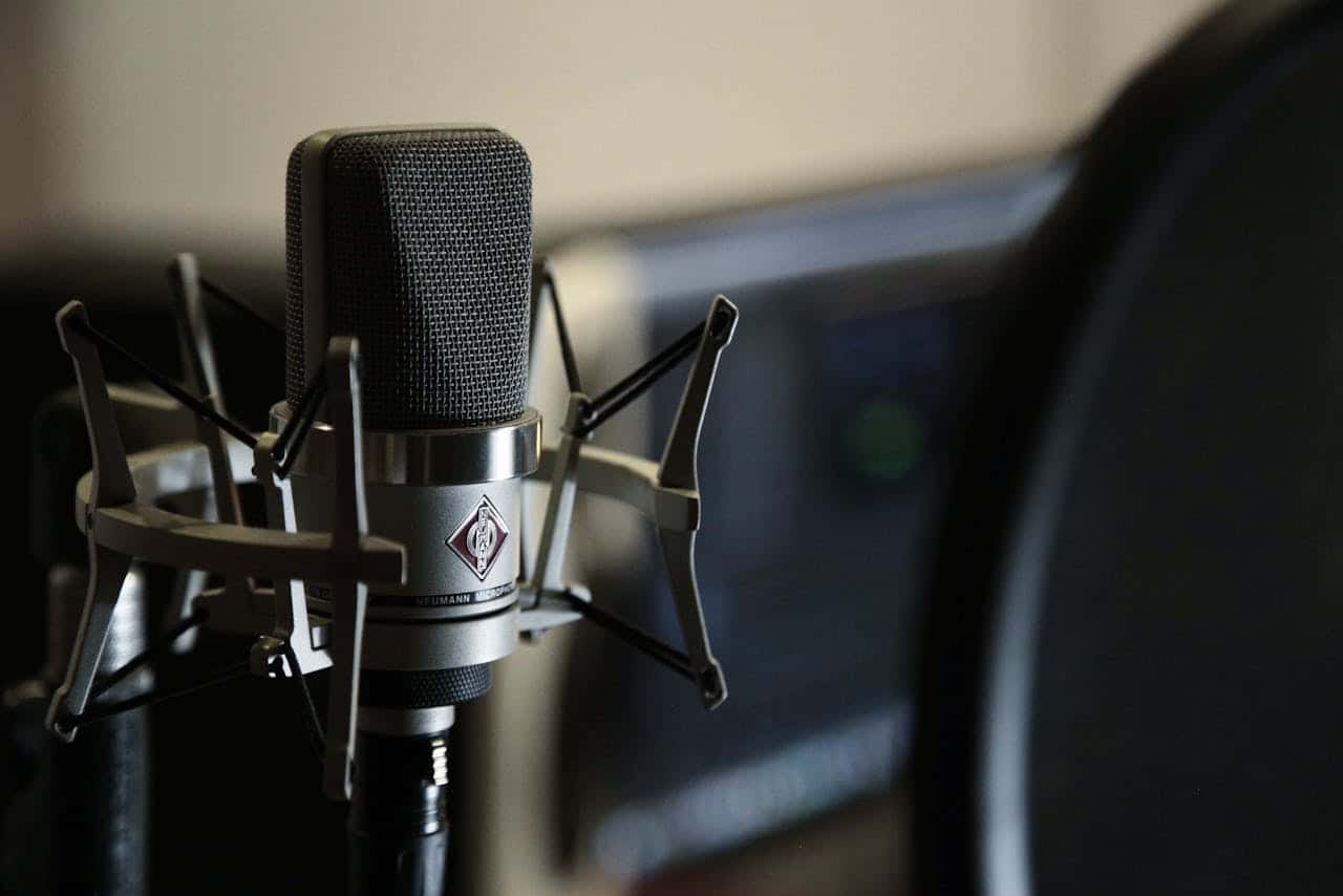 Photo by Amin Asbaghipour: https://www.pexels.com/photo/close-up-photo-of-microphone-3710191/